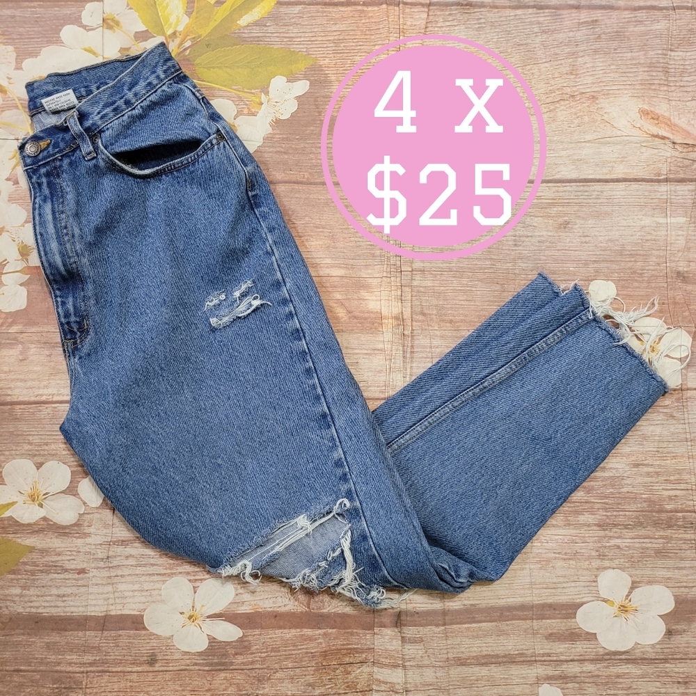⭐️ Open Trails distressed high waist jeans